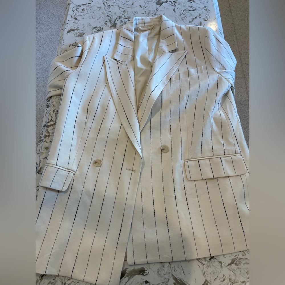 Pinstripe women’s blazer. Size large.